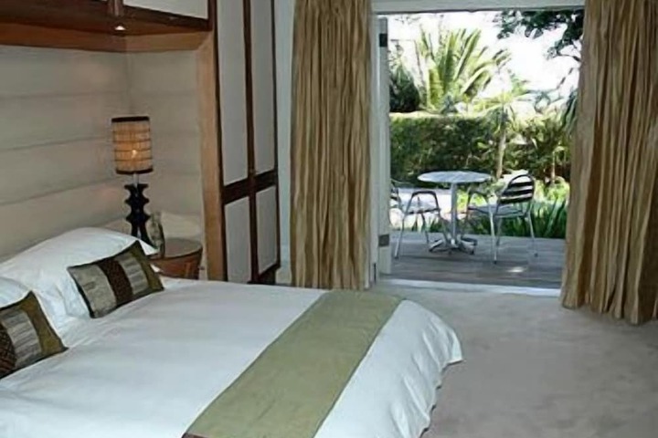 Room 5 of 26