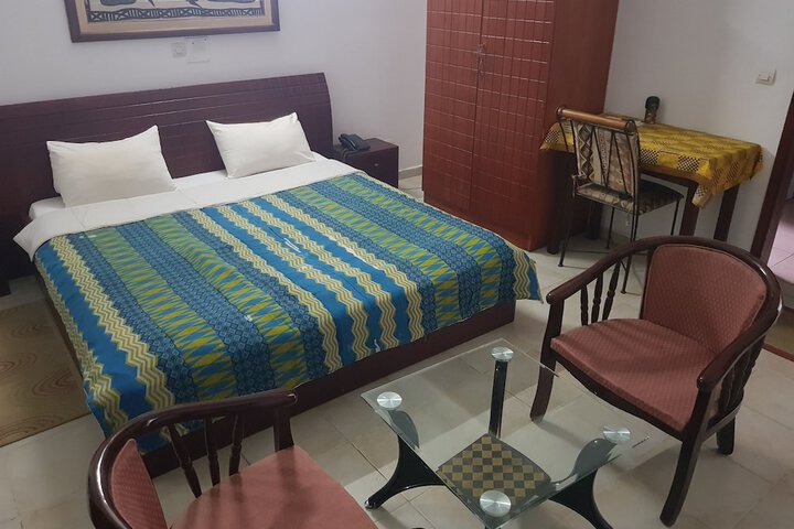 Room 43 of 130