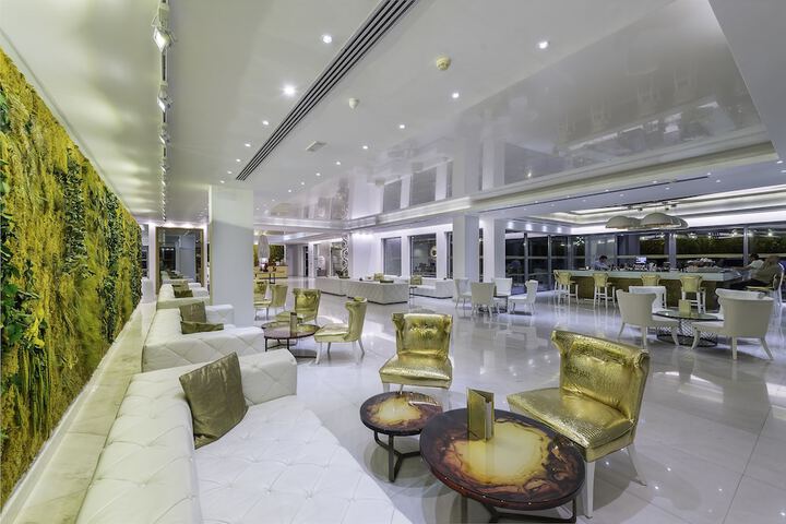 Guest Lobby