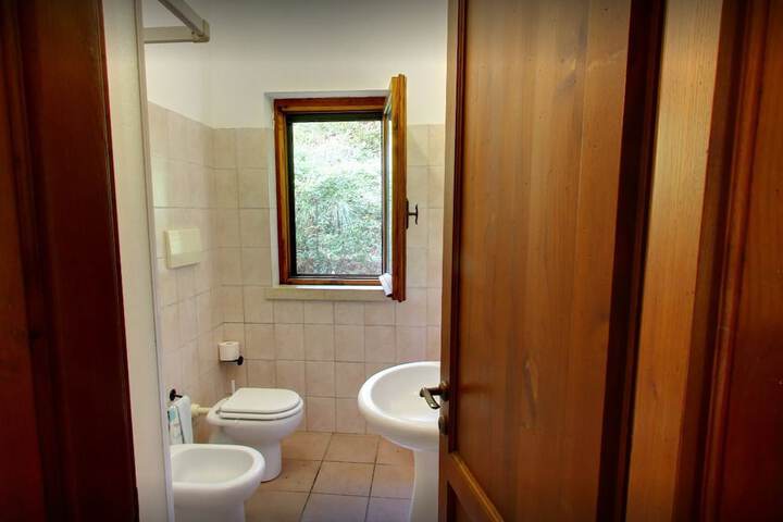 Room 15 of 30
