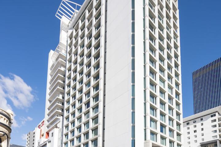 Hotel 84 of 87