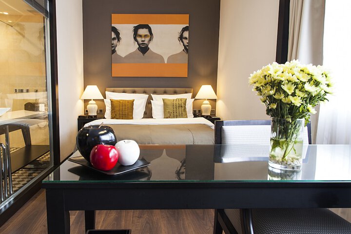 Room 42 of 74