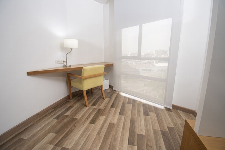 Room 15 of 50