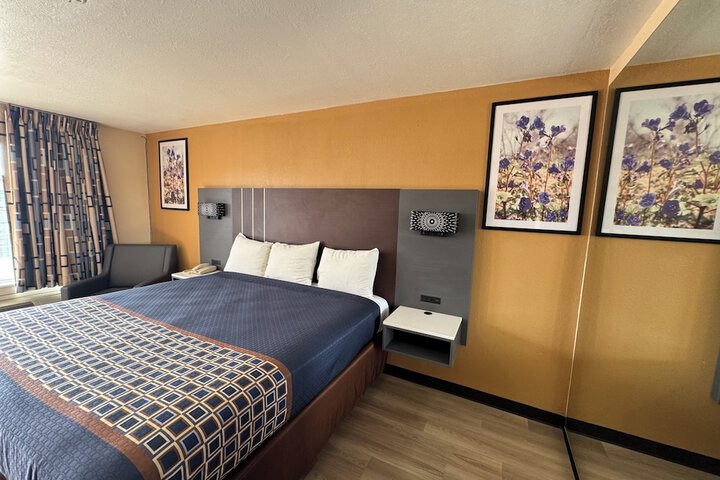 Room 20 of 58
