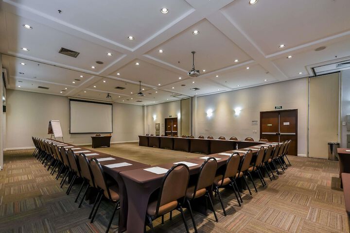 Business Center 115 of 133