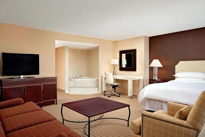 Room 13 of 75