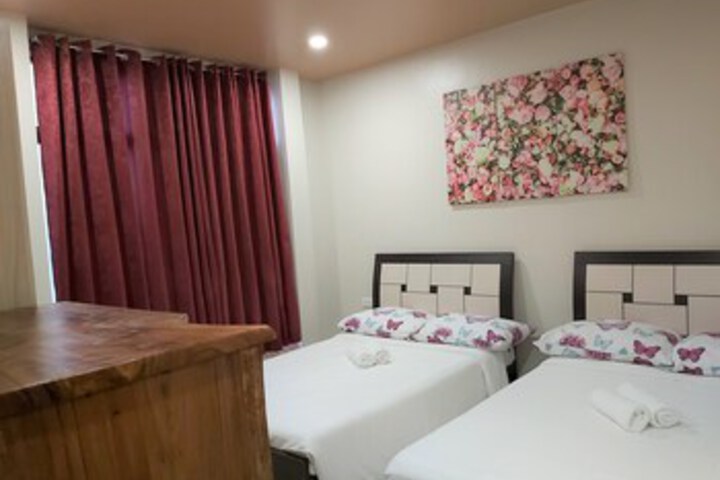 Room 10 of 39