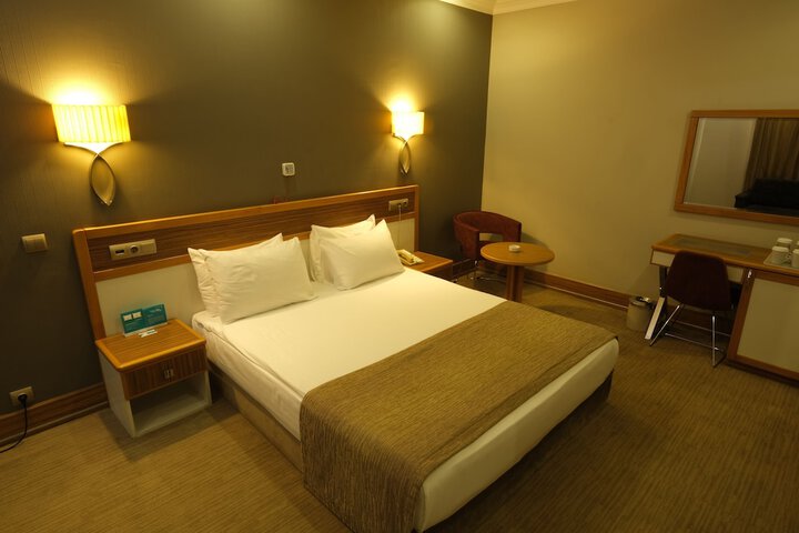 Room 22 of 55