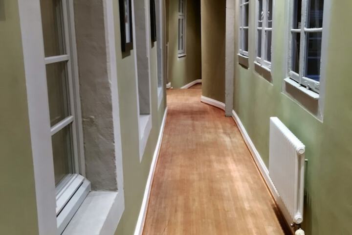 Ballroom/Hall 146 of 179