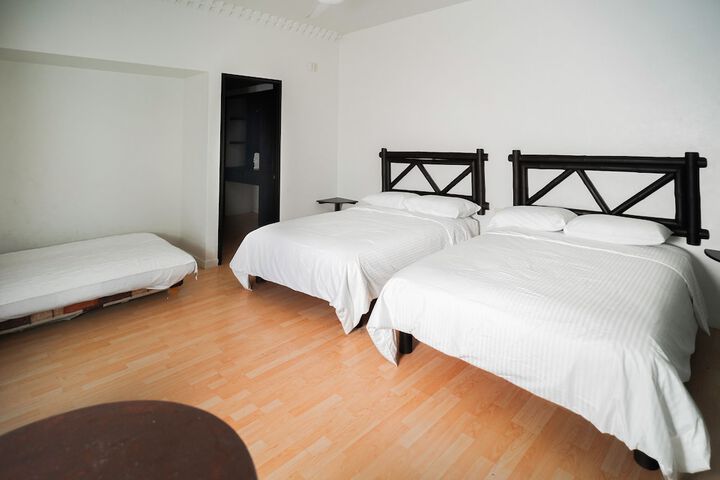 Room 17 of 70