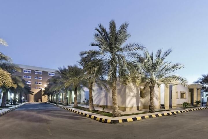 Al Gosaibi Hotel - Villa