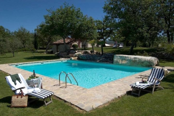 Pool 39 of 68