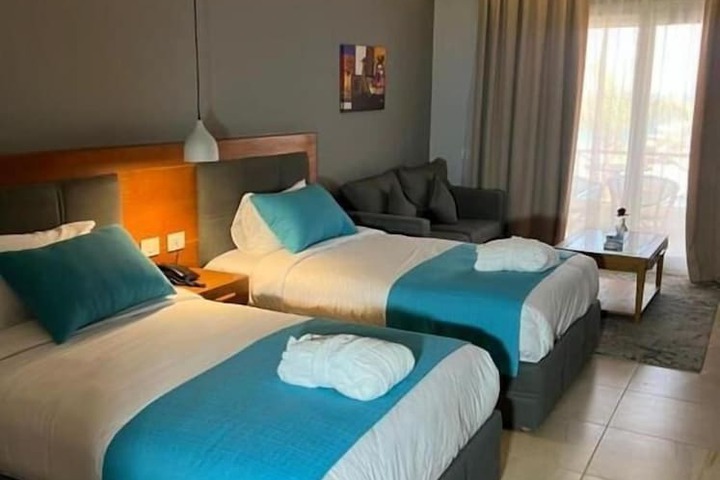 Room 5 of 34