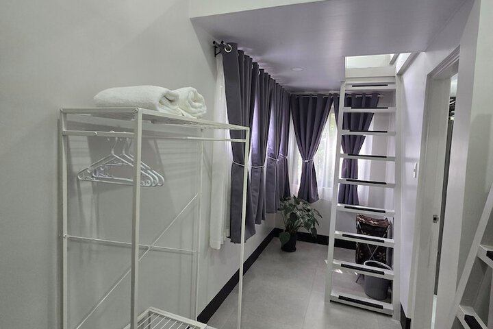 Room 12 of 26