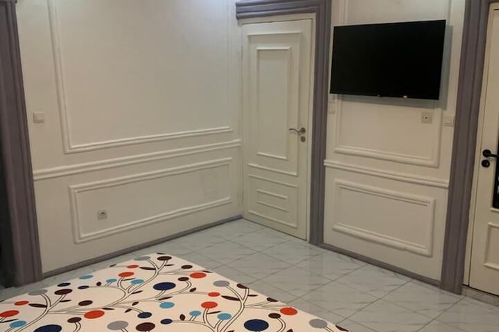 Room 36 of 71
