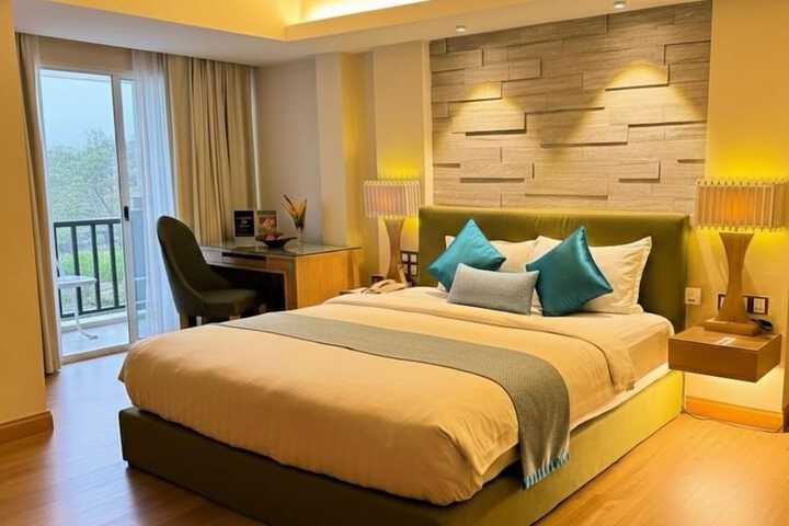Room 5 of 37