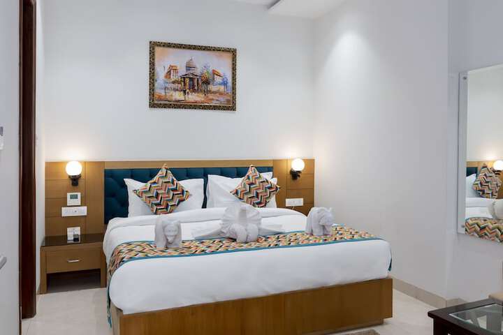 Room 7 of 26