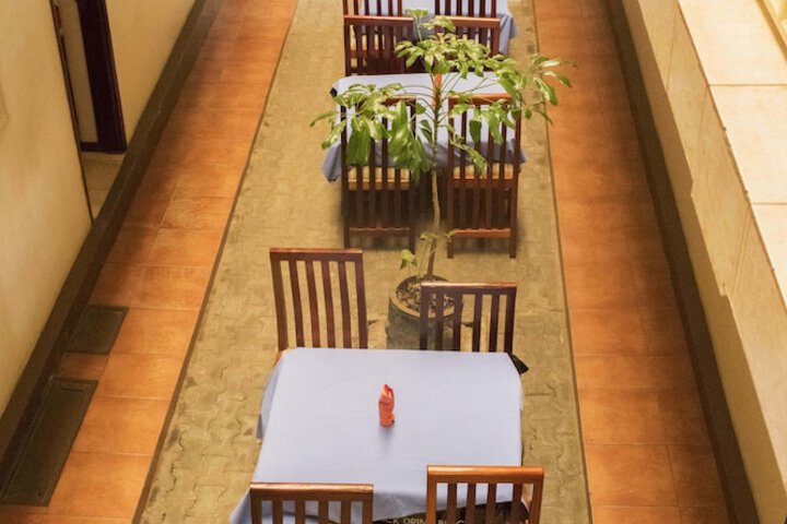 Dining 53 of 84