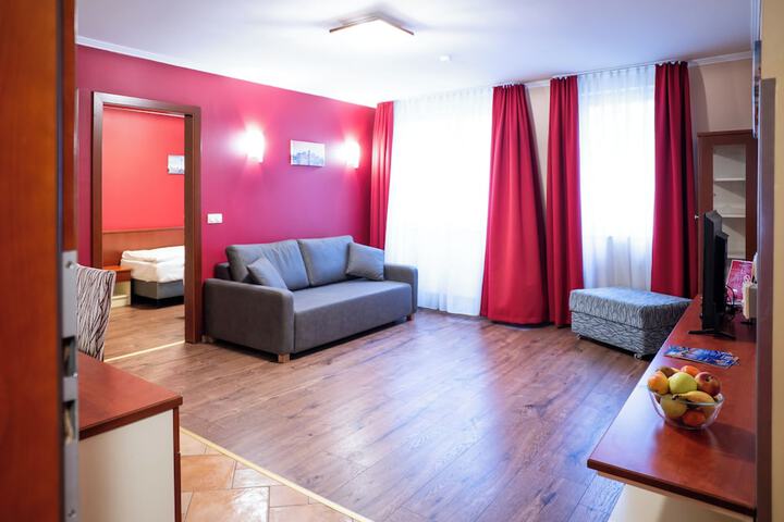 Room 48 of 153