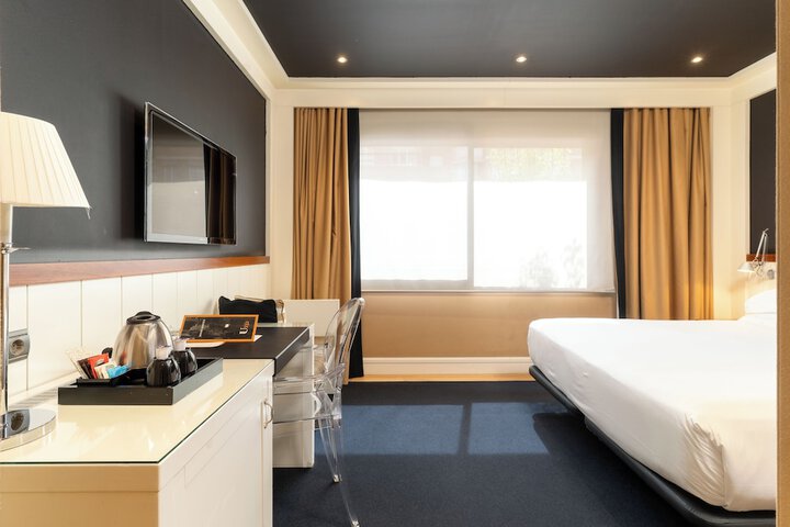 Room 47 of 94