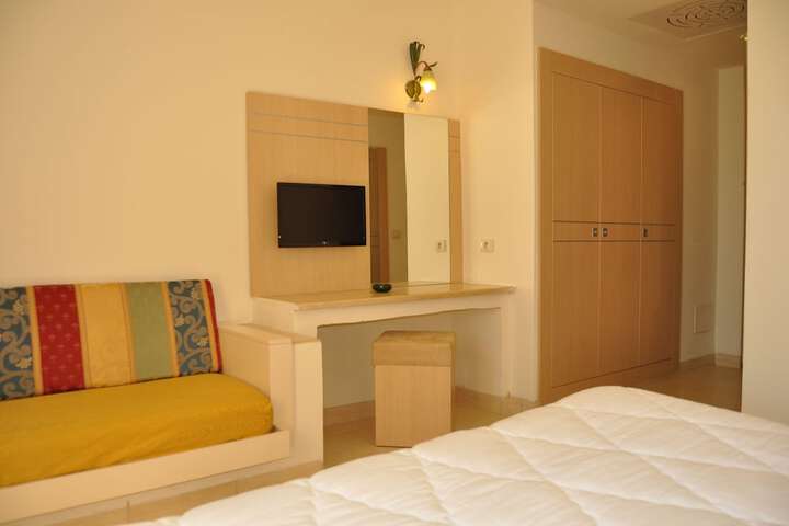 Room 5 of 55
