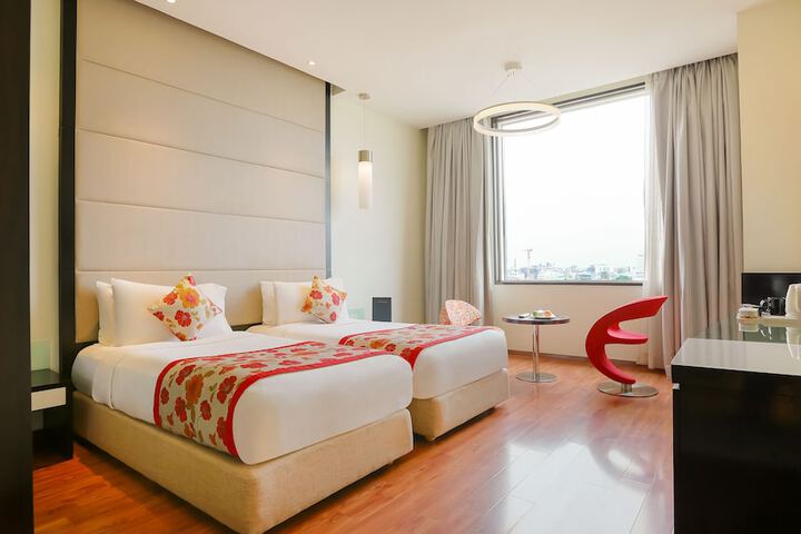 Room 15 of 80