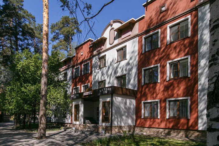 Hotel 38 of 39