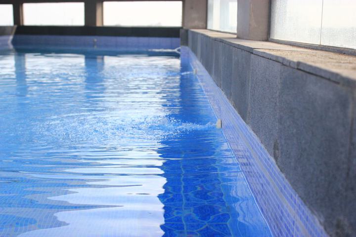 Pool 49 of 84