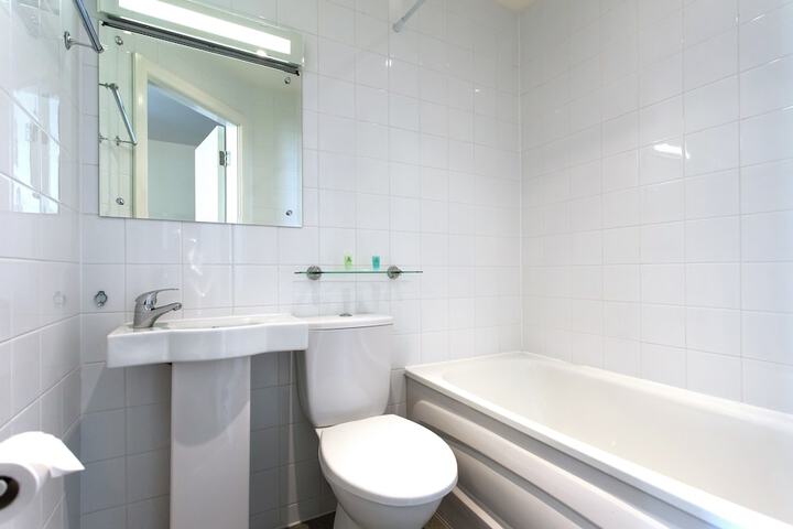 Clean Restrooms
