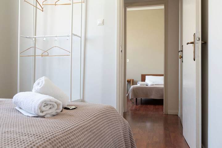 Room 6 of 74