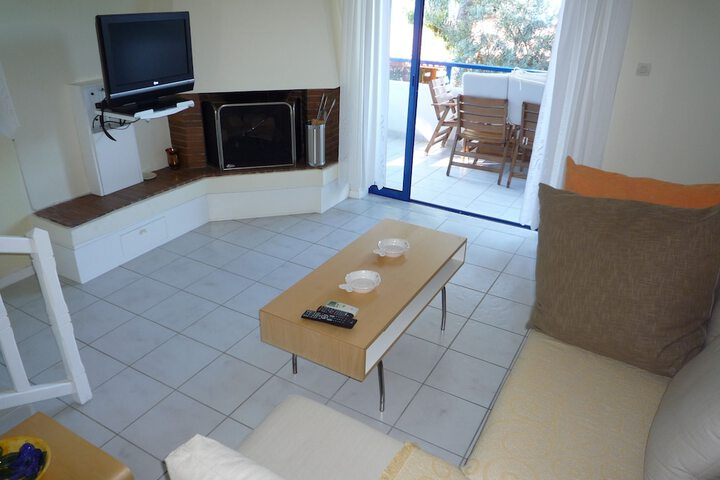 Room 44 of 46