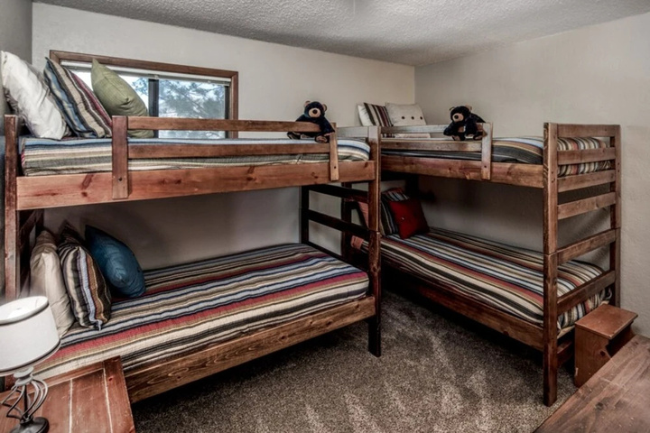 Room 2 of 17