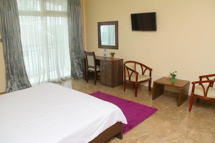 Room 10 of 55