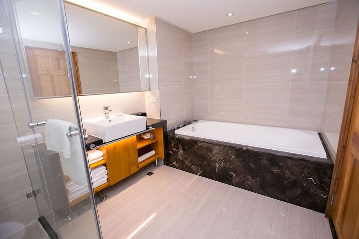 Clean Restrooms