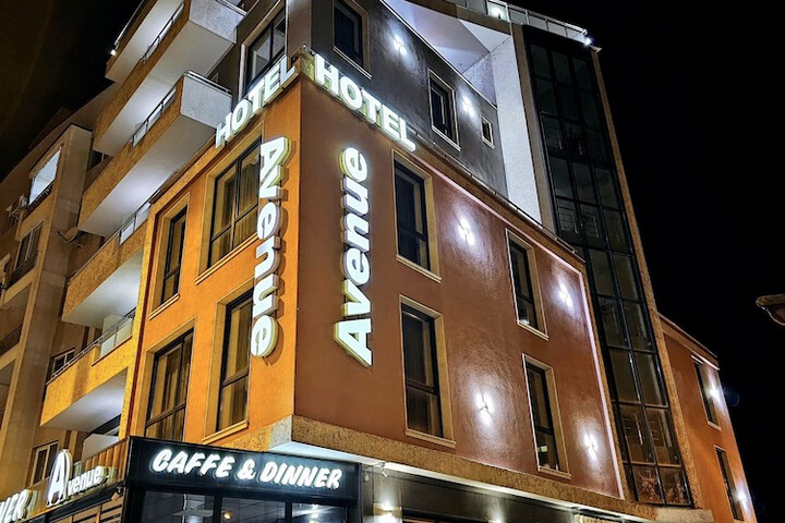Hotel AVENUE