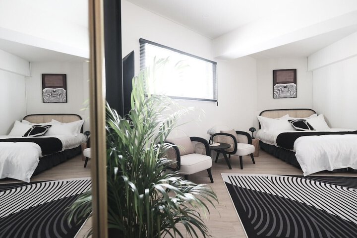 Room 15 of 26