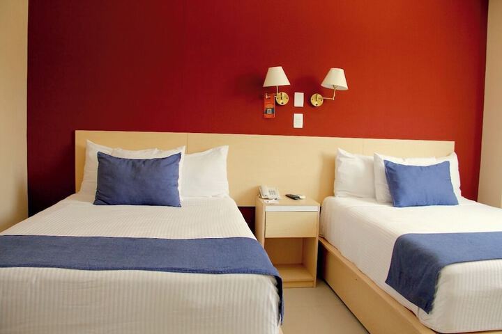 Room 3 of 11