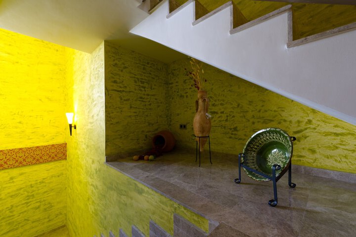 Hotel 2 of 35