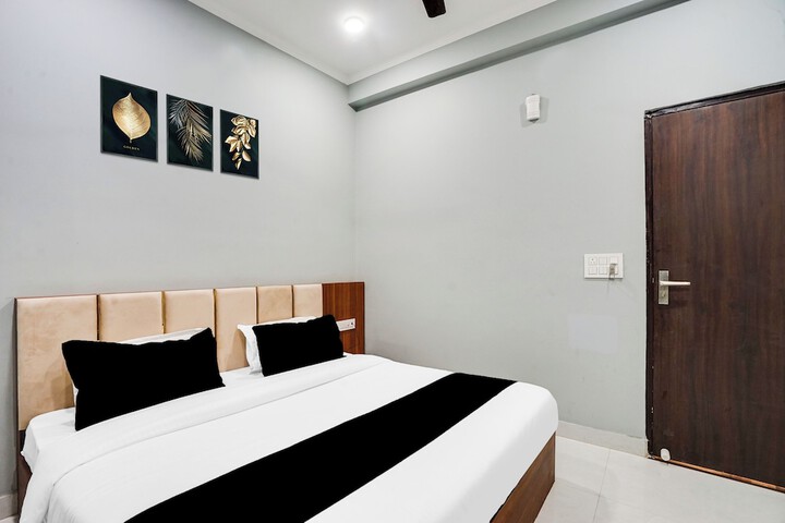 Room 14 of 29