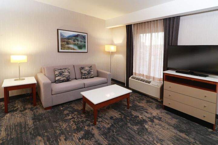 Room 13 of 63