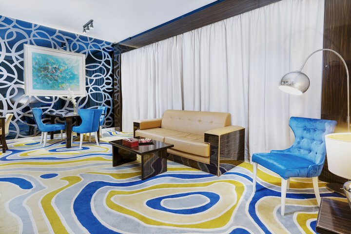 Room 26 of 86