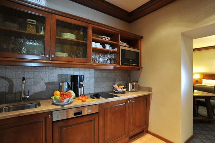 Private kitchenette