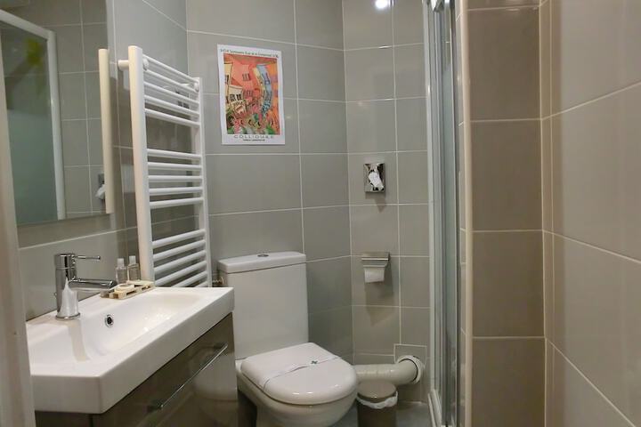Room 41 of 62