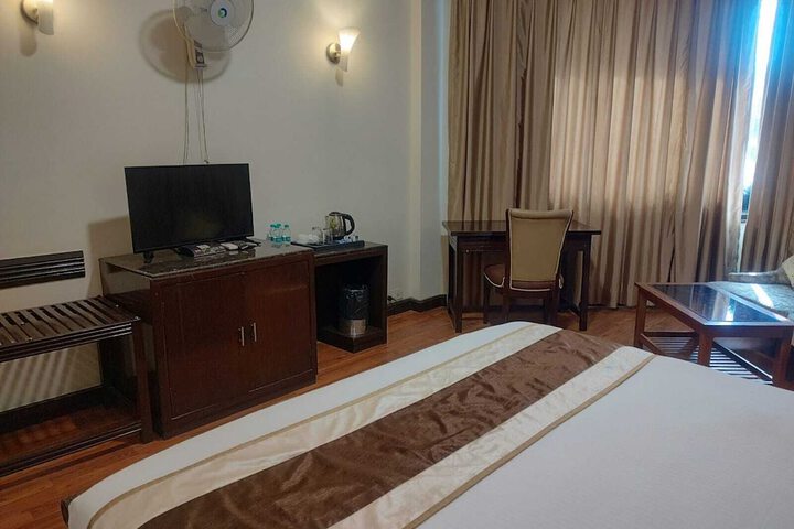Room 7 of 22