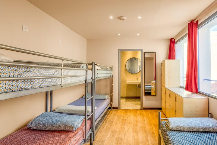 Room 19 of 66