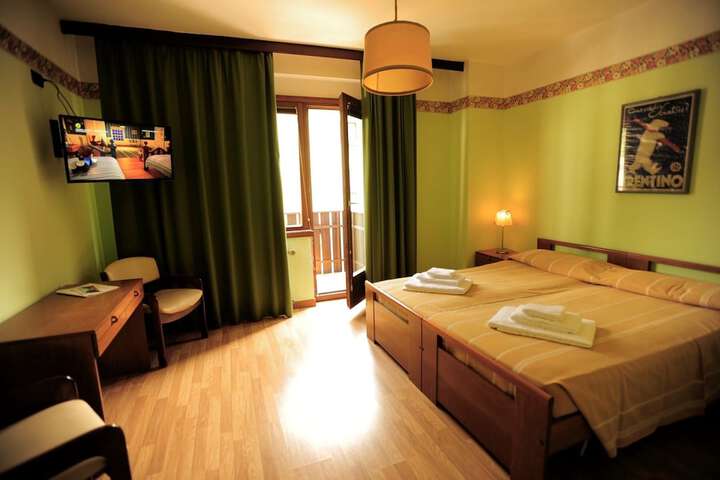 Room 7 of 21