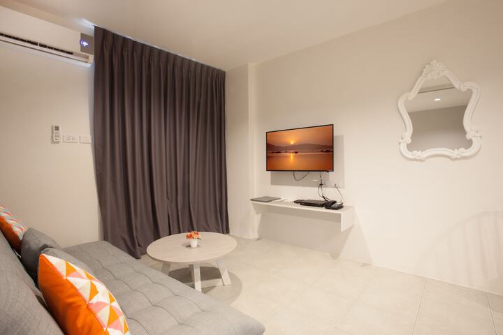 Room 7 of 91