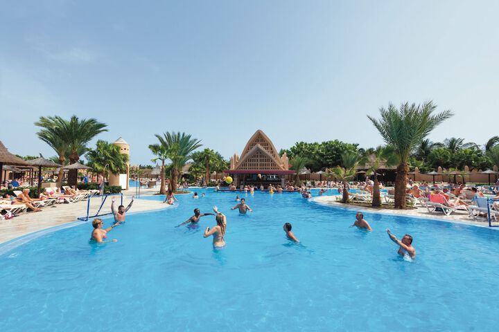 Pools & Facilities