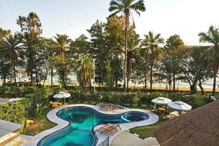 Hill View Hotel Lake Kivu