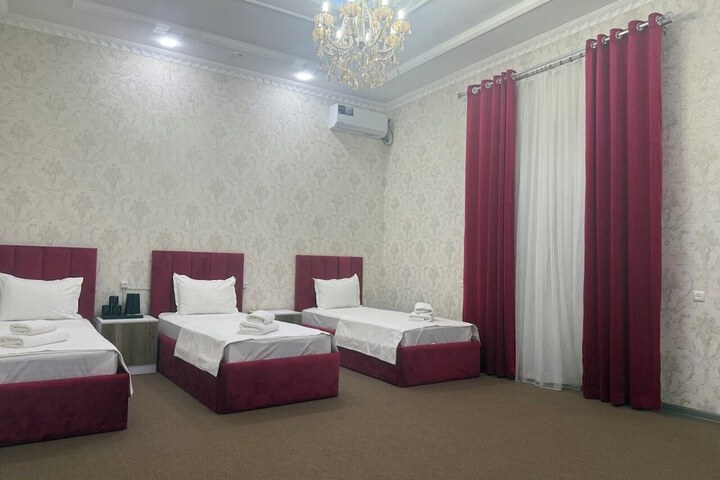 Room 50 of 107
